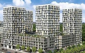 Residence Garden Tower - 8 Min Do Centra, Garaz